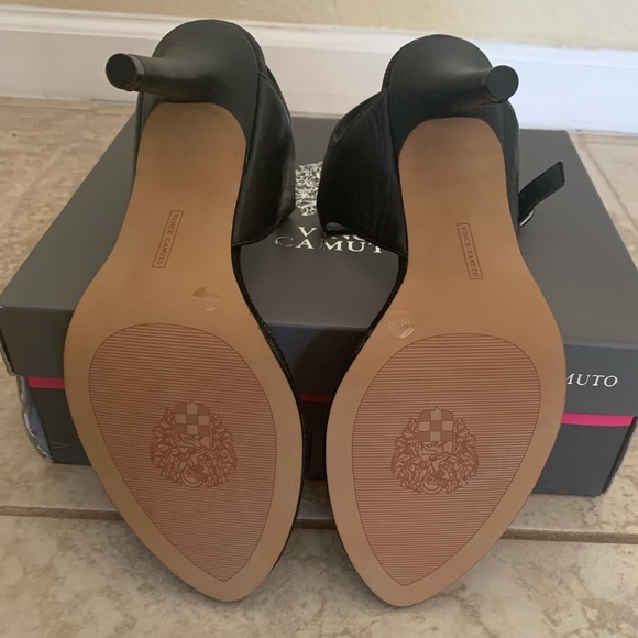 🛍NWT🛍 Vince Camuto Leather Sandal - Picture 7 of 7
